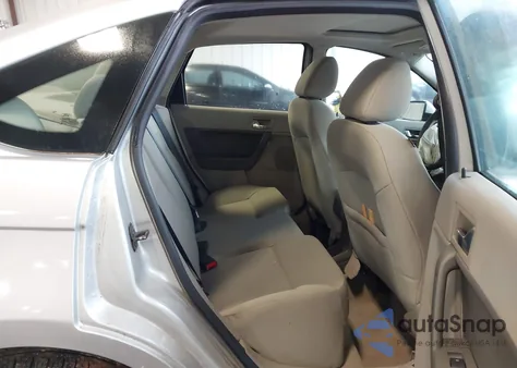 2009 Ford Focus Ses z USA, uszkodzony, nr VIN 1FAHP36N79W108439